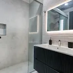 Residences By 360 Estates 公寓 *