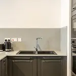 Residences By 360 Estates * 莫斯塔