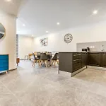 公寓 Residences By 360 Estates *