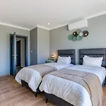Residences By 360 Estates 公寓