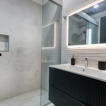 Residences By 360 Estates アパート *