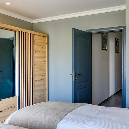 The Legacy By 360 Estates Apartment