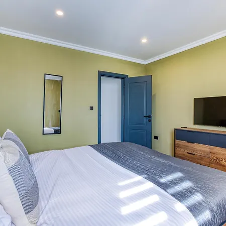 The Legacy By 360 Estates Apartment *