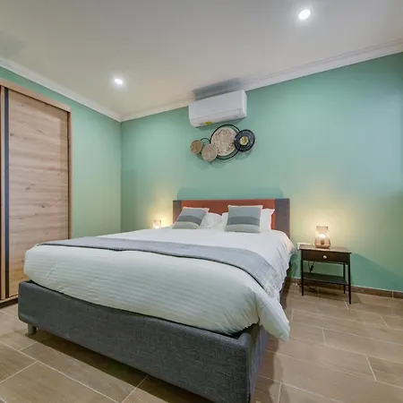 The Legacy By 360 Estates Apartment