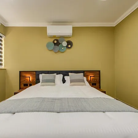 The Legacy By 360 Estates Apartment *