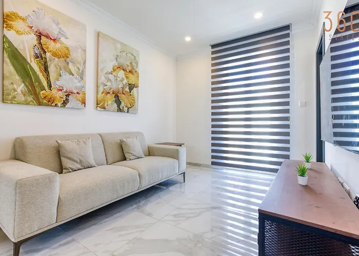 Residences By 360 Estates Apartament