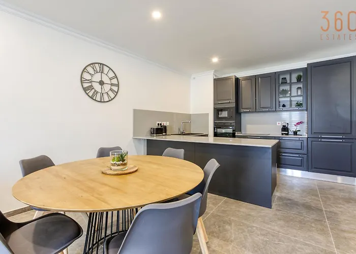 Residences By 360 Estates * Mosta