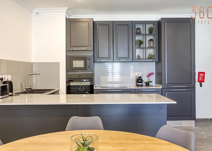 Residences By 360 Estates Apartament