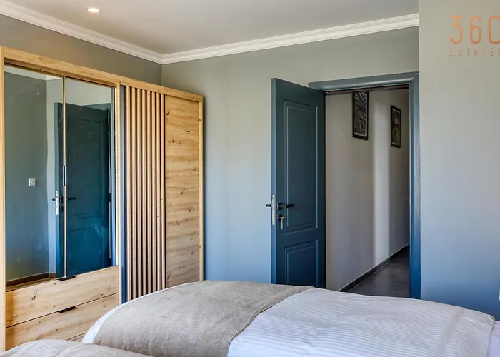 Residences By 360 Estates Apartament